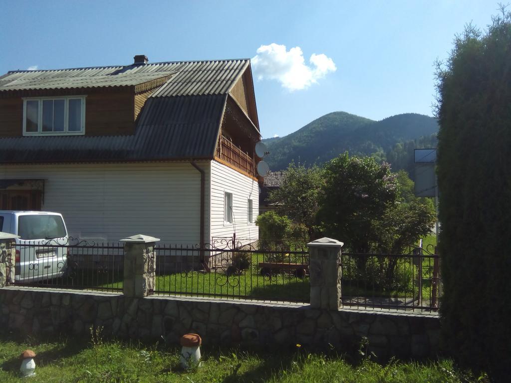 Homestay Opryshky Tatariw Exterior foto